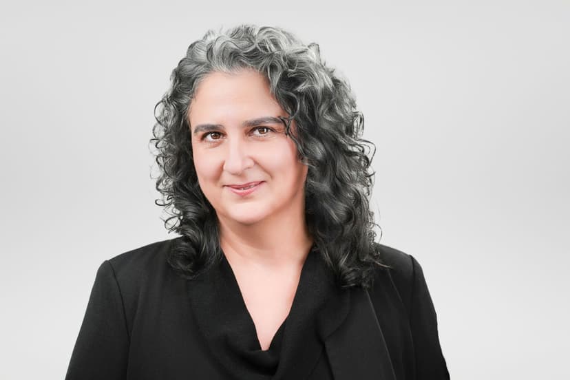 Isabel Gonzalez - Team Member